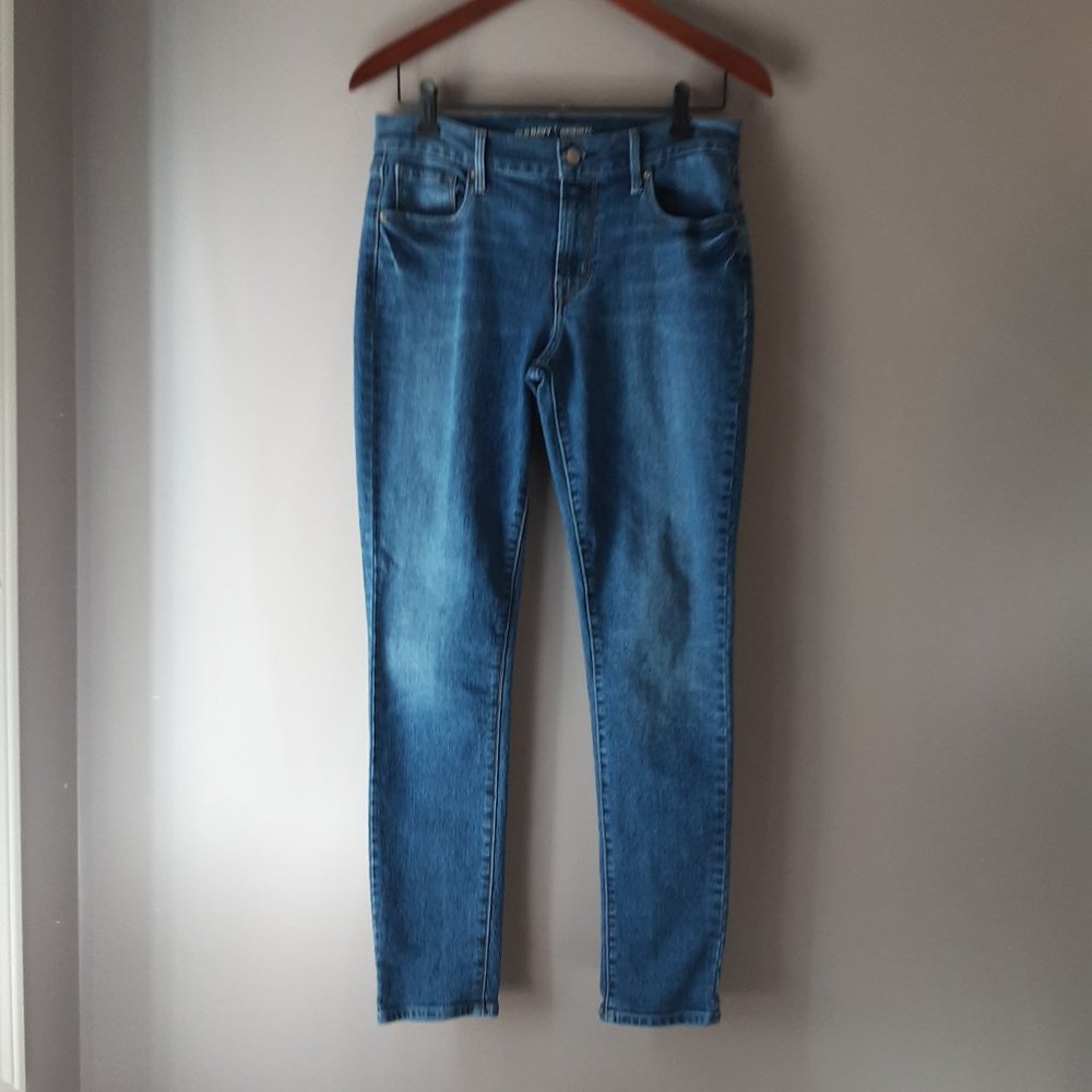 Old Navy Women's Original Mid-Rise Jeans, Medium Wash Size 8
